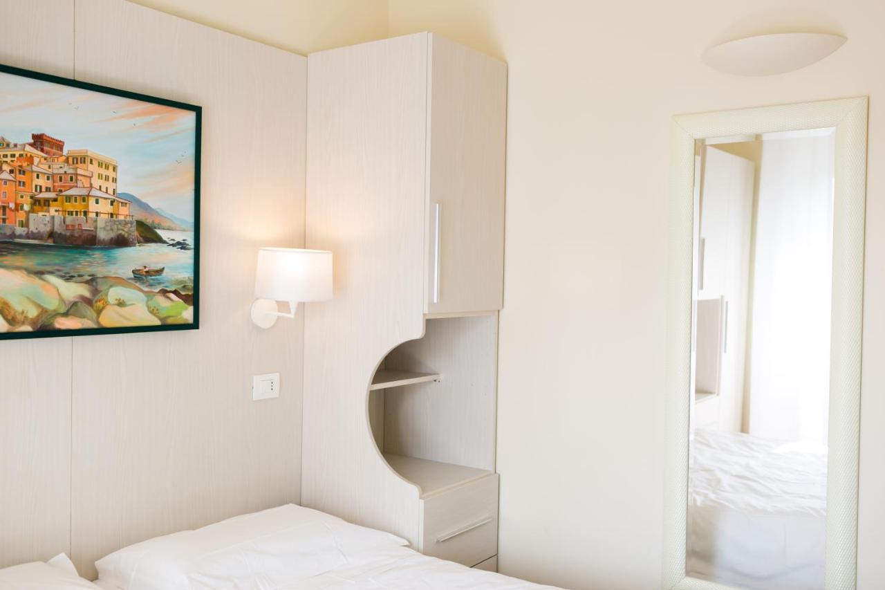Rex Hotel Residence Genua Buitenkant foto