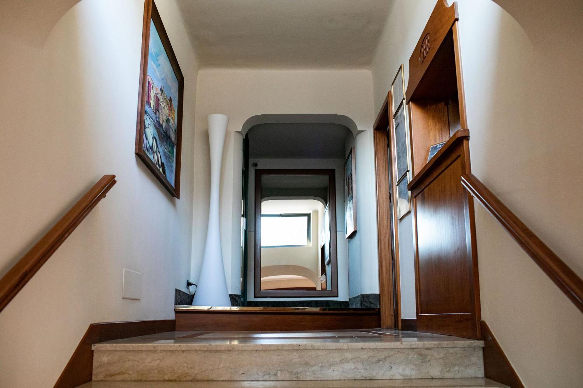 Rex Hotel Residence Genua Buitenkant foto
