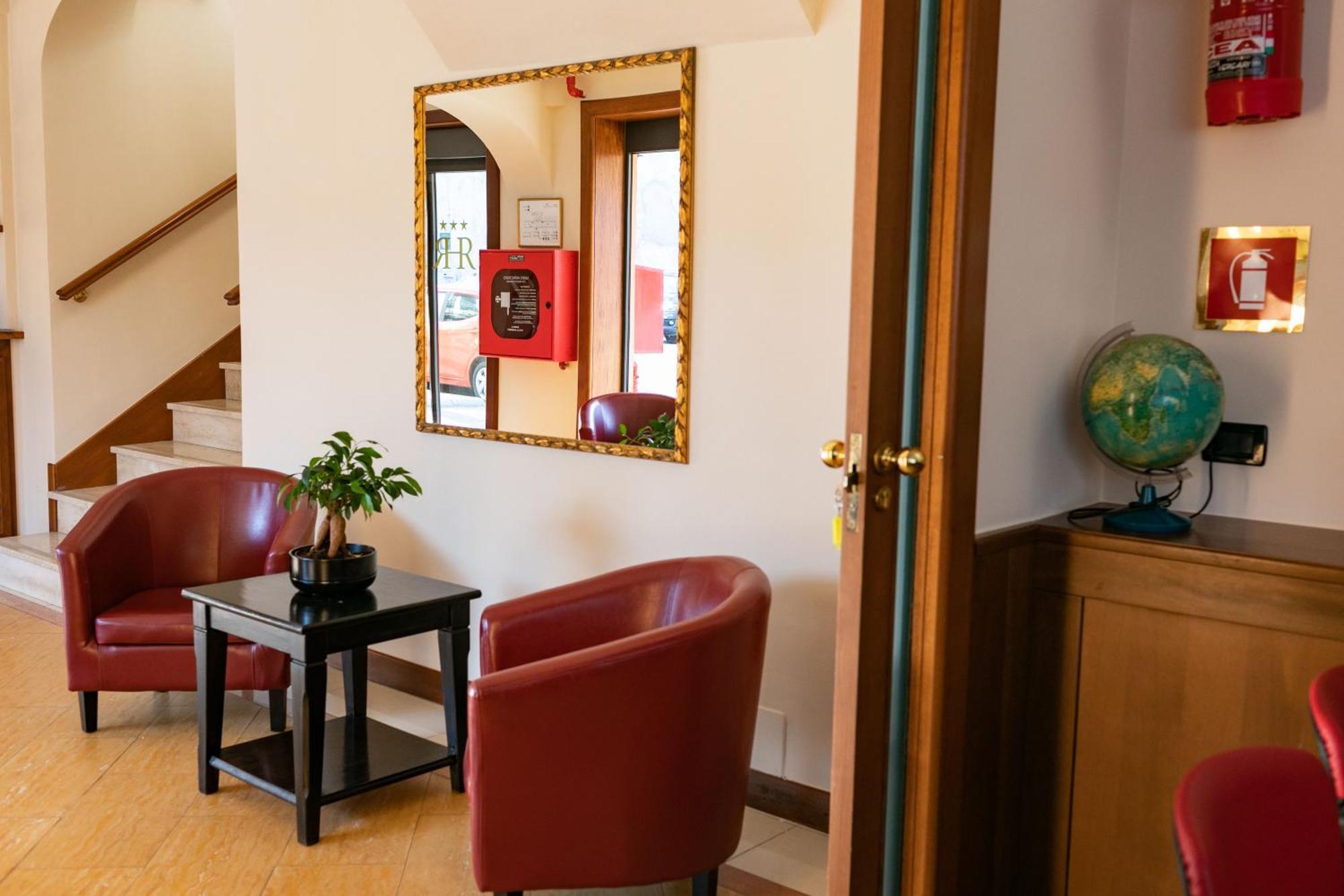 Rex Hotel Residence Genua Buitenkant foto
